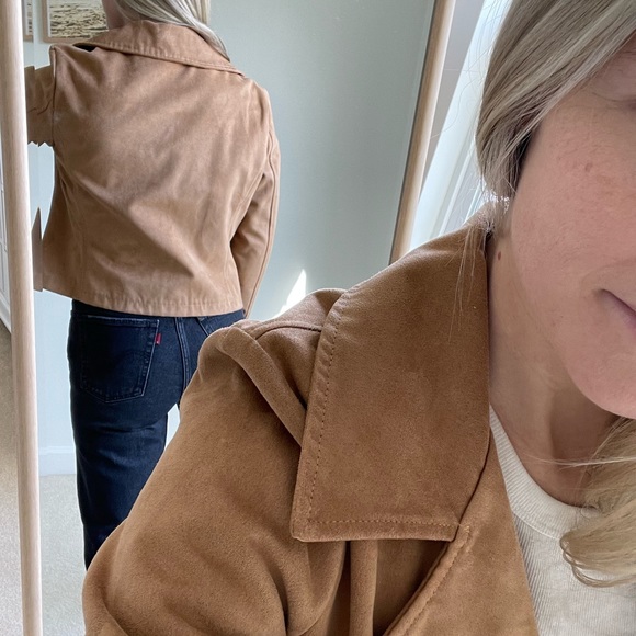 Very lightly worn, silence + noise faux suede, Moto jacket. Color Camel - Picture 6 of 10